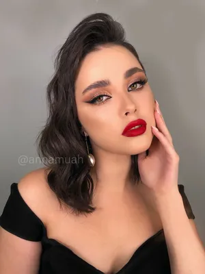 МАКИЯЖ.ПРИЧЁСКИ.ОБУЧЕНИЕ.СПБ's (@annamuah) Instagram profile • 1,268 photos  and videos | Bold lip makeup, Bold lipstick makeup, Red lip makeup