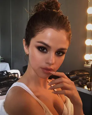Селена Гомес (Selena Gomez) | Selena gomez makeup, Selena gomez, Selena