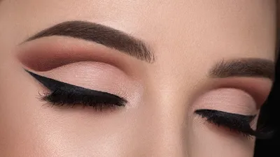 Макияж cut-crease: как сделать его правильно?