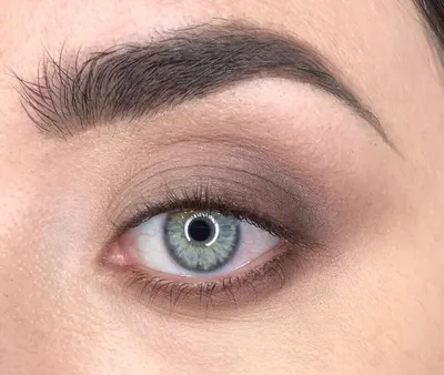 Пошаговый макияж глаз с затемненными уголками - Olga Blik