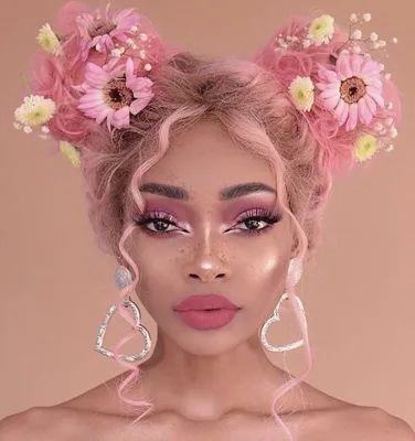 Розовый макияж – тренд весенне-летнего сезона