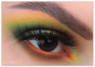 Maquillaje de ojos verde 🍃 | Green makeup, Green eyeshadow, Makeup for  green eyes