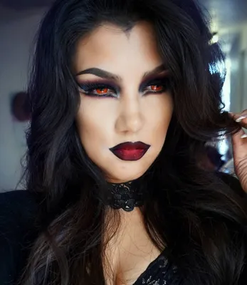Макияж вампира на Хэллоуин: фото лучшего грима на лице вампира
