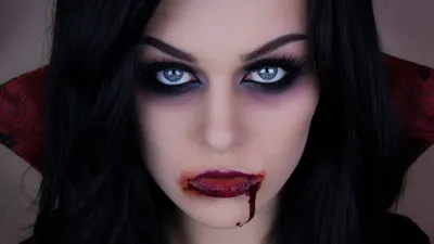 Sexy Vampire | Halloween Makeup - YouTube