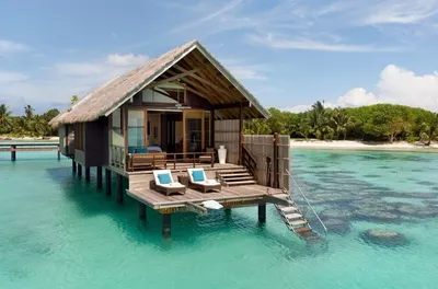 ТОП-10 домиков и бунгало на Мальдивах: над водой, цены, фото