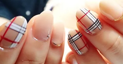 Burberry nails | Burberry nails, Elegant nails, Rockabilly nails