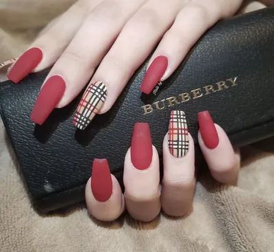 Sometimes all we need is some Burberry nails ❤️ ⠀⠀ Acrylic nails, fall  nails, fall nail art, fall nail d… | Burberry nails, Short acrylic nails,  Fall nail designs