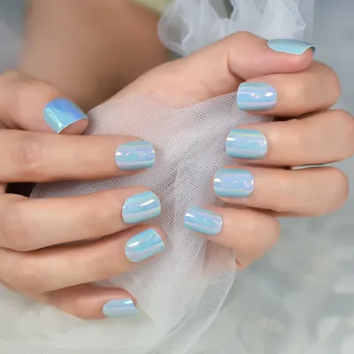 25+ Baby Blue Nail Ideas - the gray details