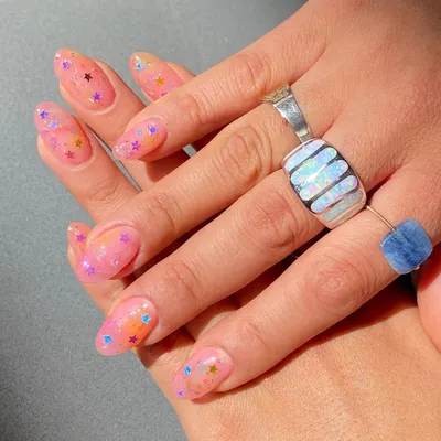 masha_nails_od - Маникюр с покрытием гель лаком 12-ти летней девочке. Не  судите строго, ногти не одинаковы (некоторые сломаны по мяско) Я лично  против покрытия гель лаком в 12 лет, так как считаю,