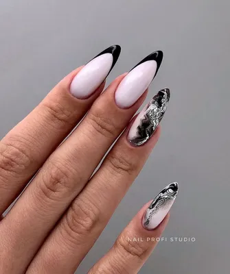 маникюр черно белый дизайн ногтей | Skull nails, Hair and nails, Nail  designs