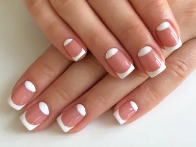 nailskarat - Укрепление ногтей гелем+ белый френч👍 ⠀ Французский маникюр  украсит любую женскую руку, придаст изящество пальчикам и подойдёт к любому  стилю одежды! ⠀ Если согласны, ставьте ❤️ | Facebook