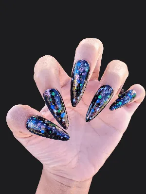 Velvet galaxy nails Are Trending And We're Mesmerised | Glamour UK