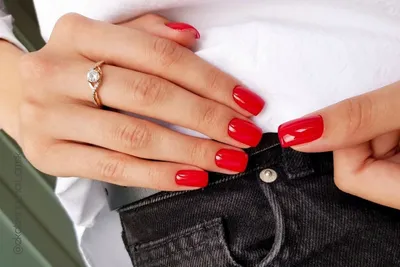 A Hard Gel Manicure Is the Secret to My Long Nails — Here's Why | Allure