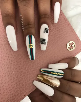 For the lovely #gucci #riyasnailsalon 💅🏻✨ 2080 Lorain Rd. Fairview Park,  OH 44126. 📞440 8276330 online booking Riyasnails.com… | Unghie, Unghie  gucci, Unghie gel