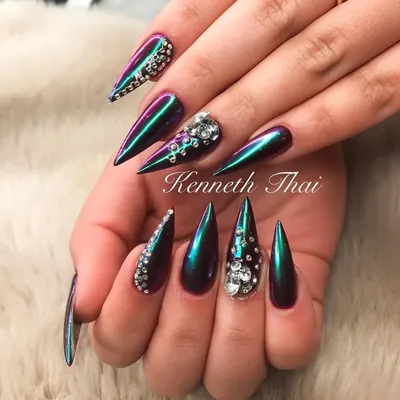 Daily Charme Artemis Green Chameleon Color Shifting Chrome Powder Nails  with Swarovski Crystals | Green nails, Powder nails, Fancy nails