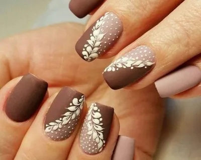 Золотой маникюр 2024-2025, модные ногти с золотом, фото ledysoveti.ru |  Chic nails, Short acrylic nails, Minimalist nails