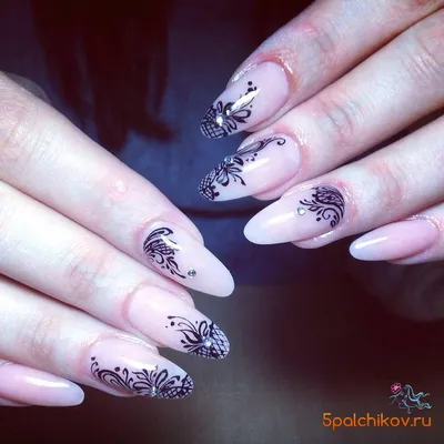 Lace nails inspired by Kerry Washington are perfect for brides everywhere |  Glamour UK