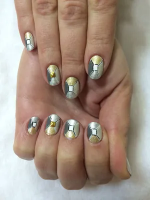 Nail Art Tutorial: X-Shaped Metallic Nails | Nailpro