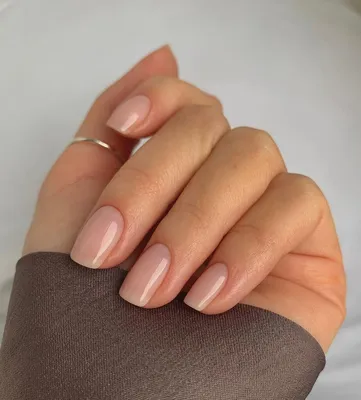 20 Minimalist Nail Art Ideas for a Subdued Mani