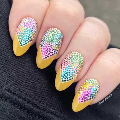 Copycat Claws: The Digit-al Dozen does Negative Space: Day 2 - Mosaic Nails