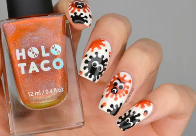 Easy Halloween Nails!