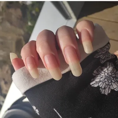 MОСКВИЧКА NAILS в Instagram: «Безупречный нюд — твой ключ к лаконичному и  женственному образу. Хорошо выглядит как на длин… | Натуральные ногти,  Чистые ногти, Ногти