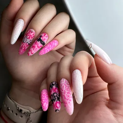 Акриловое наращивание ногтей в студии Nails - N.A.I.L.S. Russia - лучшая  сеть студий маникюра и педикюра в Москве