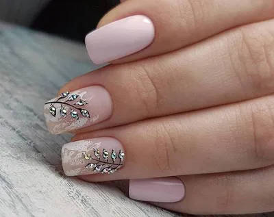 50+ Best Pinterest Holiday Nails - living after midnite