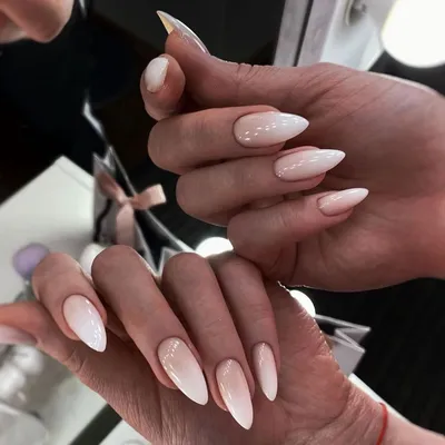 Маникюр в офис: требования, модные оттенки и текстуры • Журнал NAILS