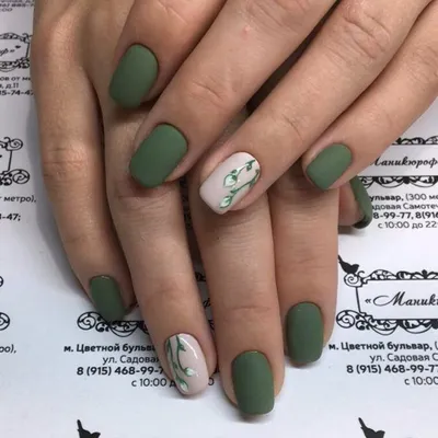 Матовый маникюр ☺️ оливковый цвет гель-лака 💅 Форма миндаль | Маникюр,  Ногти, Гель-лак