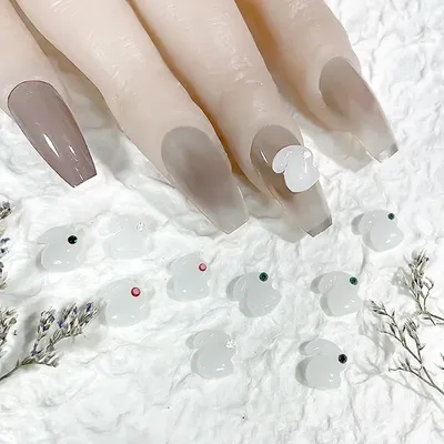 Vintage Ornament Inspired Nails — 25 Sweetpeas