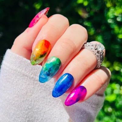 Rainbow Nails | Makeup Withdrawal