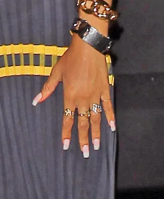 🪩 RIHANNA 🪩 nail inspiration | Gallery posted by Eliza Zganiacz | Lemon8