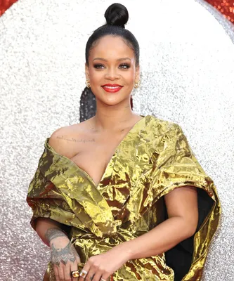 Million Dollar Nails - Want nails like Rihanna? Follow Million Dollar Nails  on FB and follow @milliondollarnails on Instagram for the latest in  celebrity nail trends! Book Now!!! | Facebook