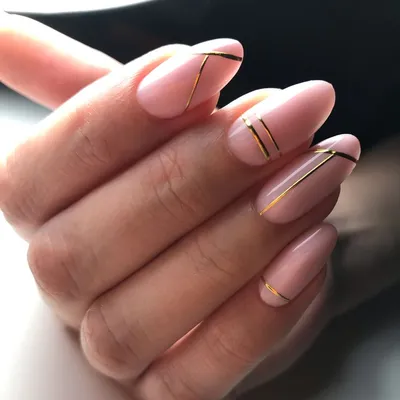 Золотые нити | Дизайнерские ногти, Современные ногти, Ногти
