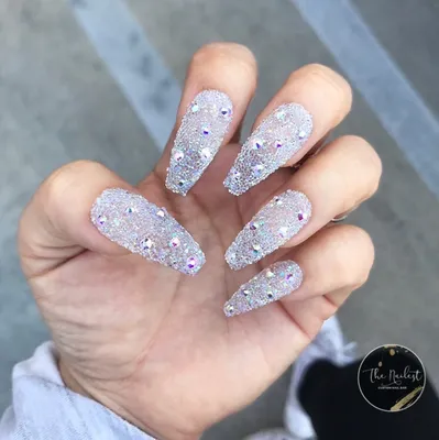 Kingston Nails - Pale Pink ombré + 2 nails pixie crystal  😘❤️♥️♥️❤️✨✨✨✨💅💅💅💎💎💎 | Facebook