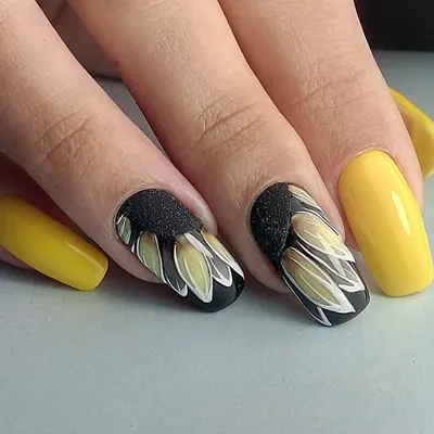 Яркие подсолнухи 🌻 . . . By @sashanails_ . . . #nails #nail #nailart # маникюр #naildisain #гельлак #дизайн #педикюр #manicu… | Tips uñas, Uñas  decoradas, Manicuras