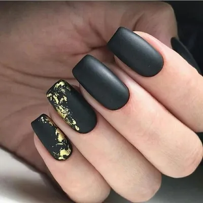 Маникюр с золотой фольгой_30 | Manicura de uñas, Esmalte de uñas negras,  Manicura