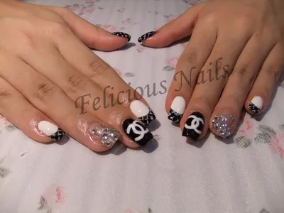 Pink and black nails | Chanel nails design, Chanel nail art, Chanel nails