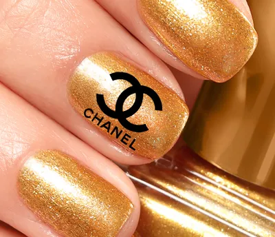 Truly Madly Beauty: NOTD - Chanel Inspired Quilted Nails