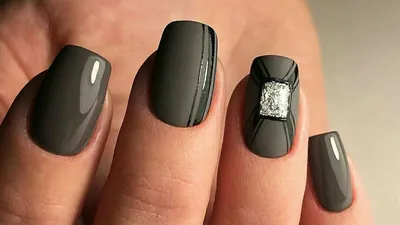 Black shellac looks great on short natural nails! Did this on myself! | Toe  nail designs, Hair and nails, Natural nails