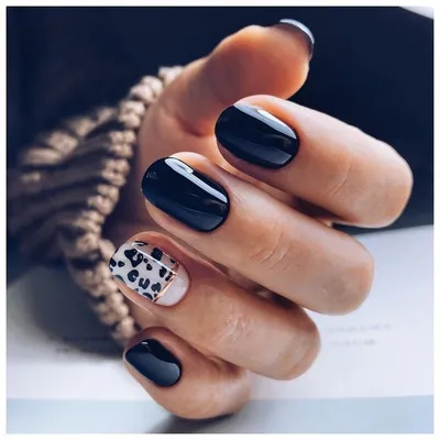 17 Black French Tip Nails Bring the Goth Back to Your Manis