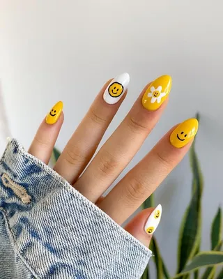 10 Emoji Nail Designs That Will Make Your IRL Mani Happier Than Ever