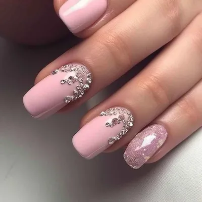 Milky nails дизайны 2021-2022: как создать самый трендовый маникюр  молочными базами, топами и гелями