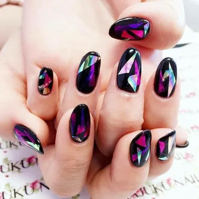 Meet Eun Kyung Park, the Nail Artist Behind the Shattered Glass Manicure  Trend | Vogue