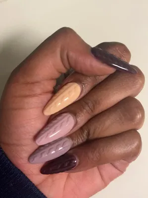 Cinnamon Sweater Nails – Get Pressed