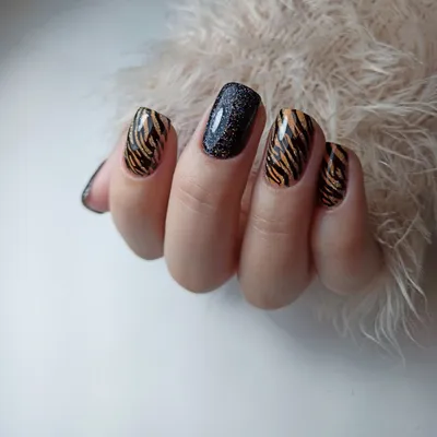 Маникюр с тигровым принтом – лучший дизайн ногтей 2022. Поскольку именно  тигр является покровителем этого года, его изображение на ногтях… |  Instagram