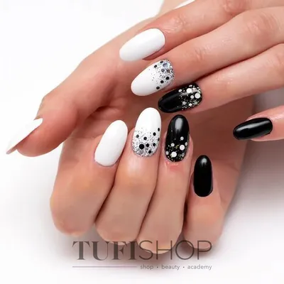 Маникюр в офис: требования, модные оттенки и текстуры • Журнал NAILS