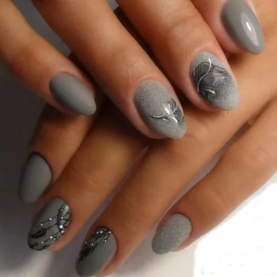 Ptashka nails � - Маникюр в серых тонах всегда смотрится невероятно  элегантно и спокойно. Многие женщины интуитивно отдают ему своё  предпочтение.Оттенки серого замечательного сочетаются с  розовым,белым,нюдовым и черным. | Facebook