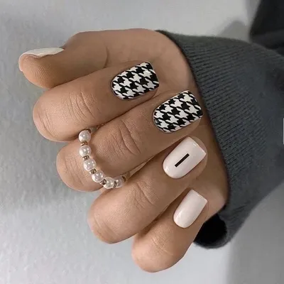 Самый модный маникюр 2023 — ногти в стиле Коко Шанель — фото